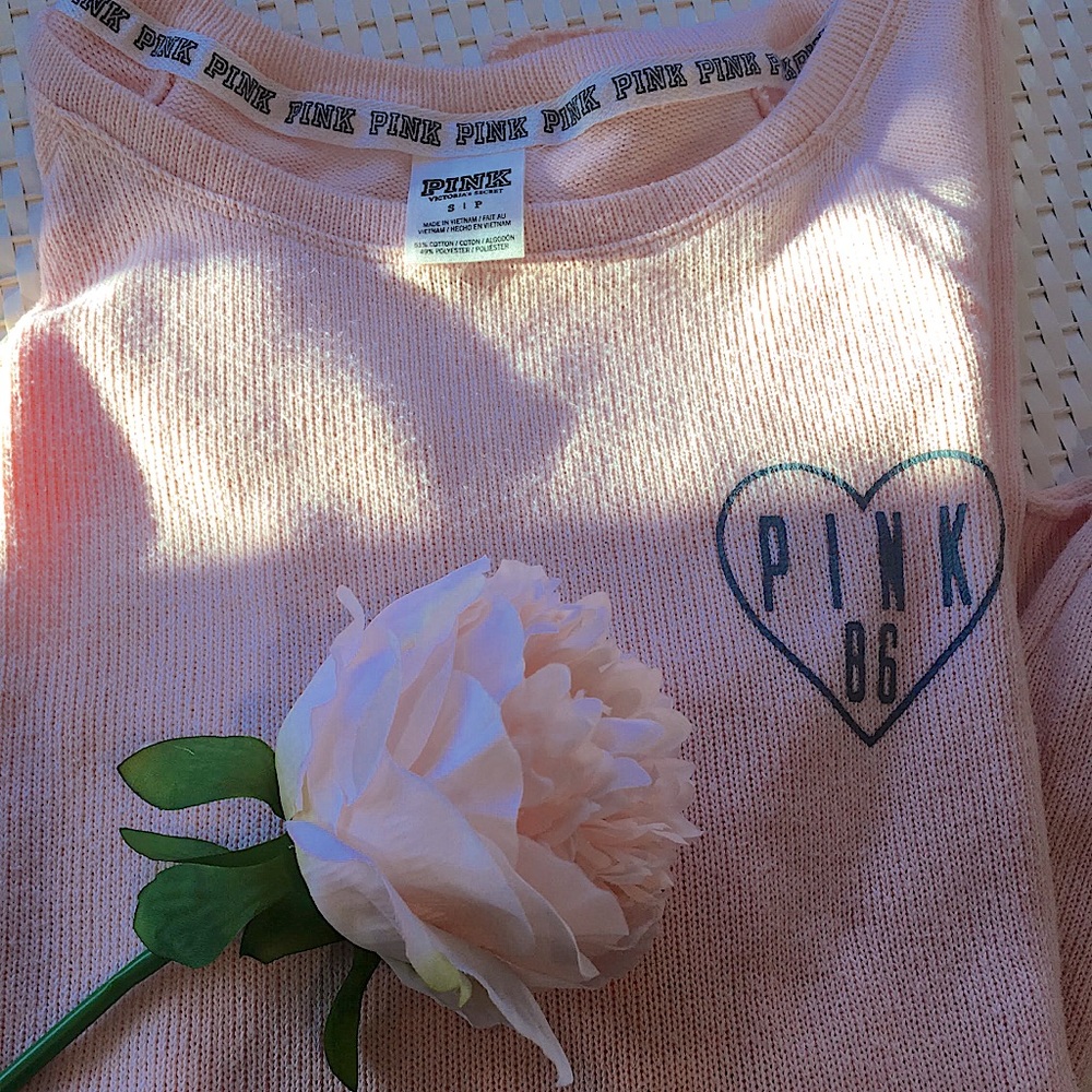 VS PINK Light Knit Sweater *SOFT*
